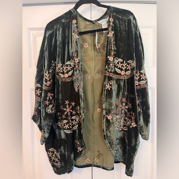 SUNDANCE NWT Retails $258 Crush Velvet Embroidered Cardigan Kimono BoHo Sz M-L - Picture 2 of 15